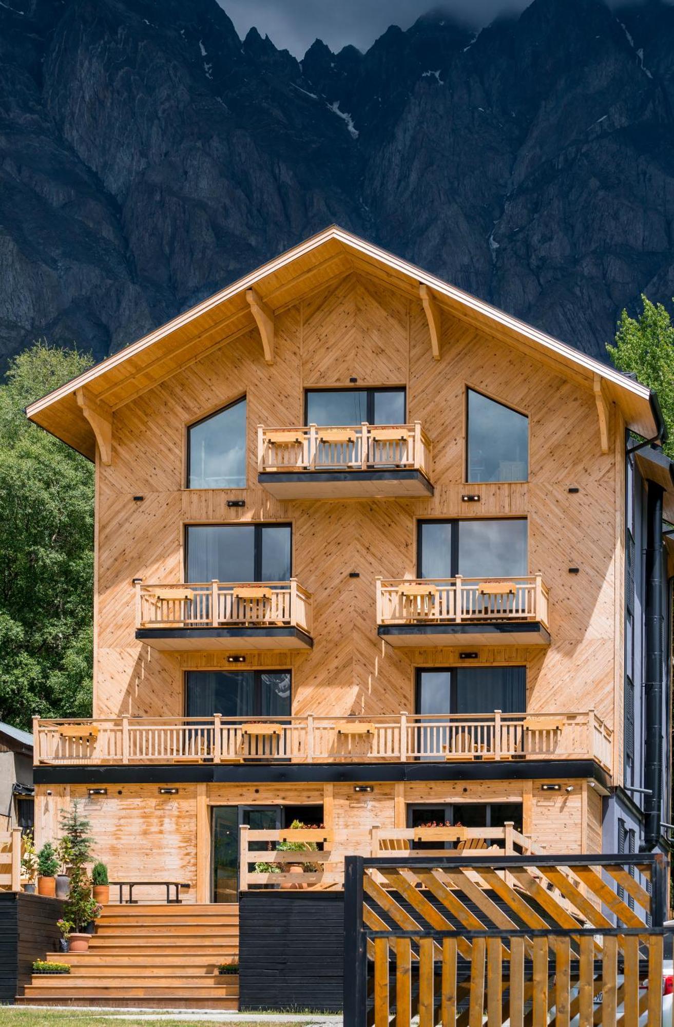 1740 Boutique Hotel Kazbegi Extérieur photo